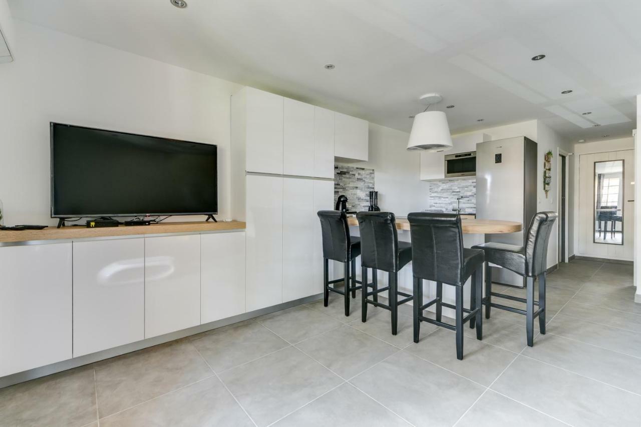 Apartament Le Hameau Des Pins Saint-Raphaël Zewnętrze zdjęcie